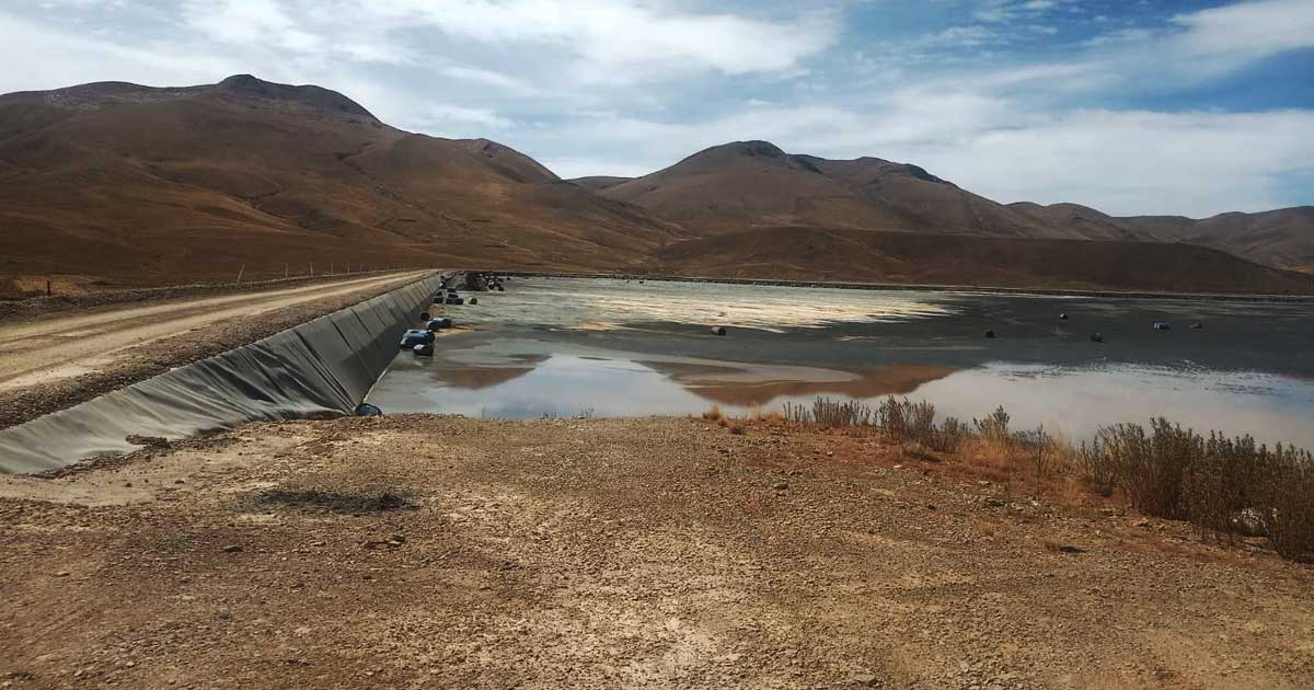 El dique de colas de la empresa minera Illapa en Acre Antequera. Foto: Comunarios de Acre Antequera.